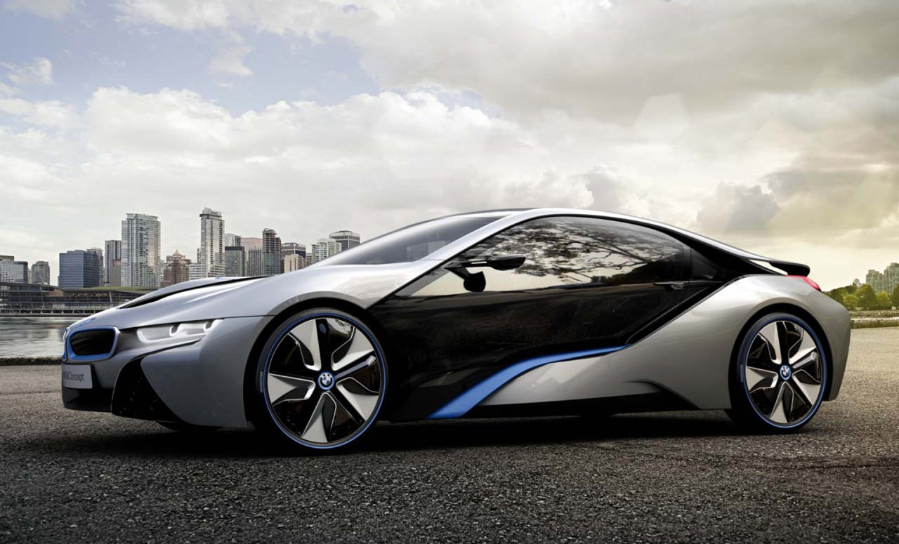کۆمپانیای BMW یادی سەد ساڵەی دامەزراندنی دەکاتەوە